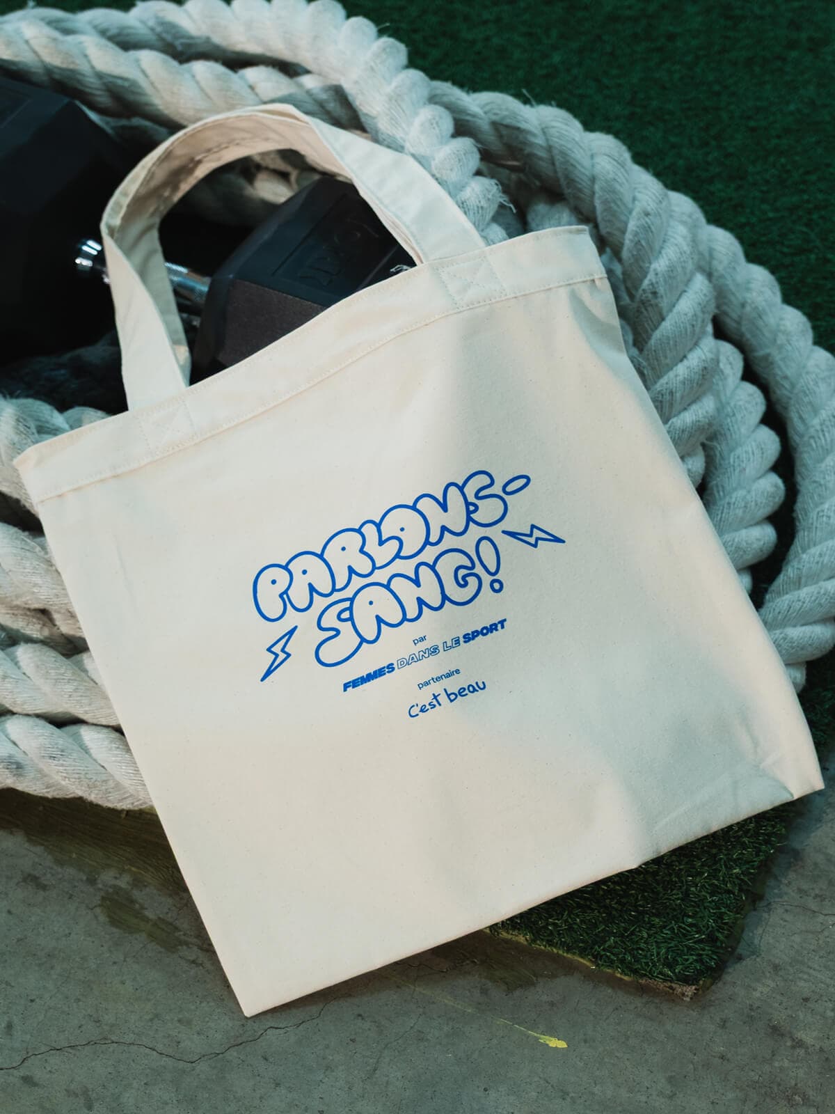 Tote bag